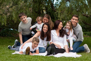 AusMumpreneur-Peace-Mitchell-and-Katy-Garner-with-their-families